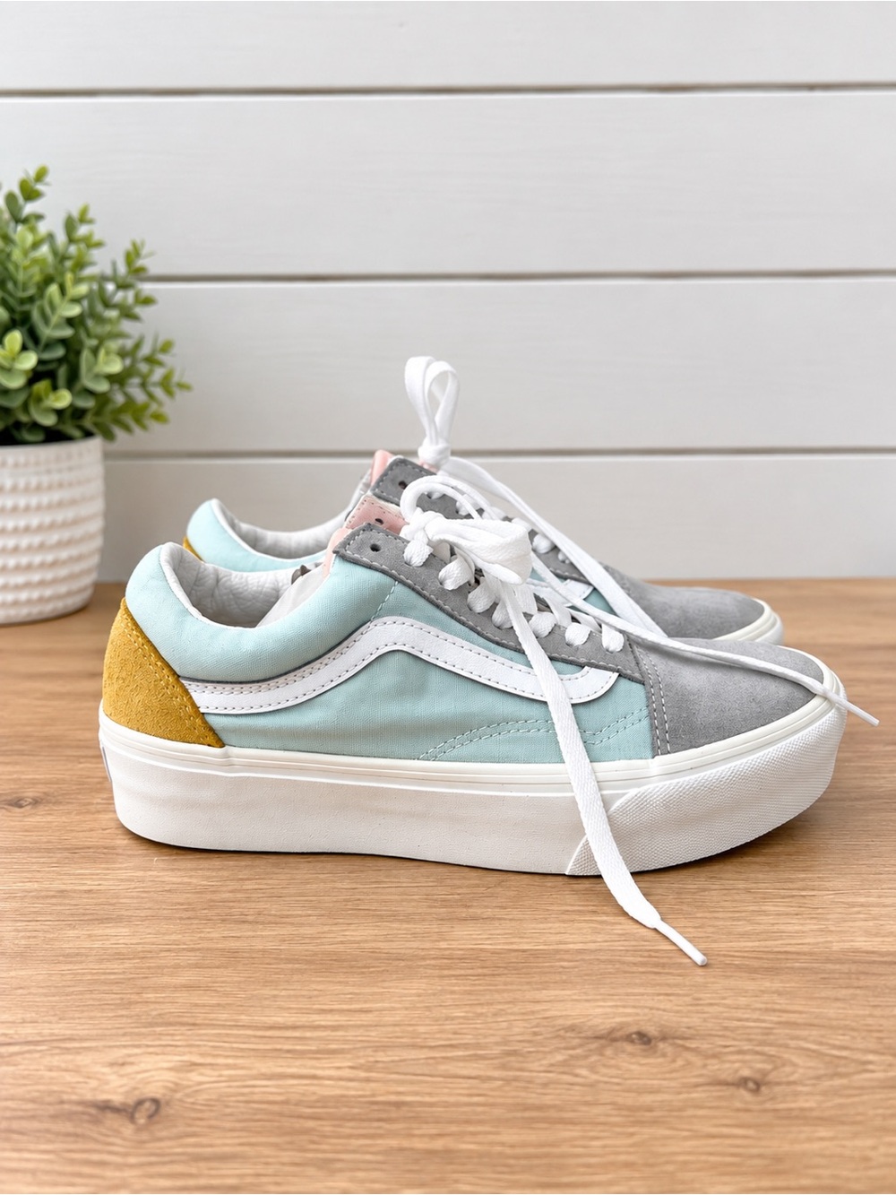 Vans Old Skool Platform Sneakers Women’s Size 8 Mint Gray Pink Yellow Multicolor